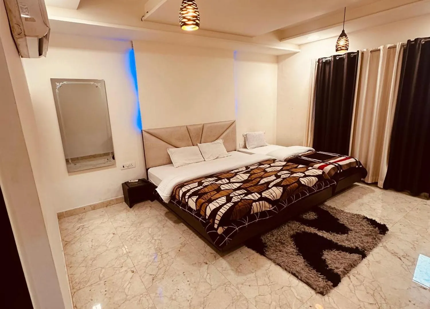 Taj Castle A Boutique Homestay Agra  Bed & Breakfast Agra (Uttar Pradesh)