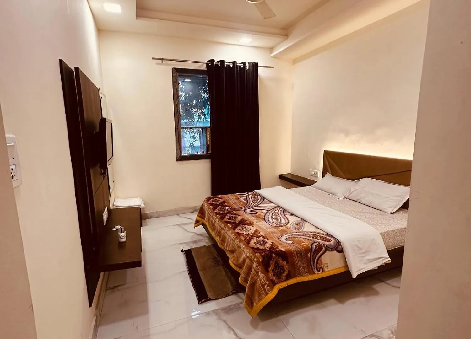 Taj Castle A Boutique Homestay Agra  India